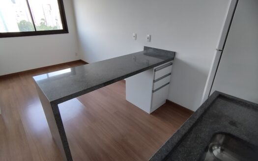 Studio semi mobiliado para locação ou venda no Tatuapé
